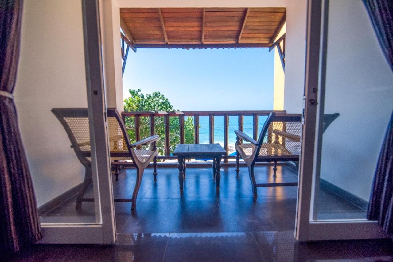 Amanda Beach Villas Unawatuna Exterior foto