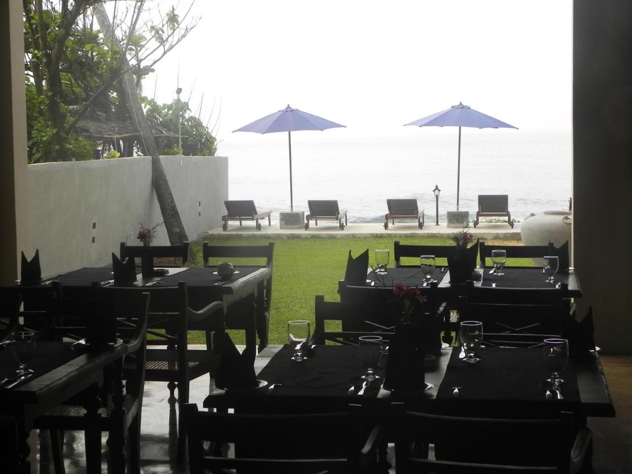 Amanda Beach Villas Unawatuna Exterior foto